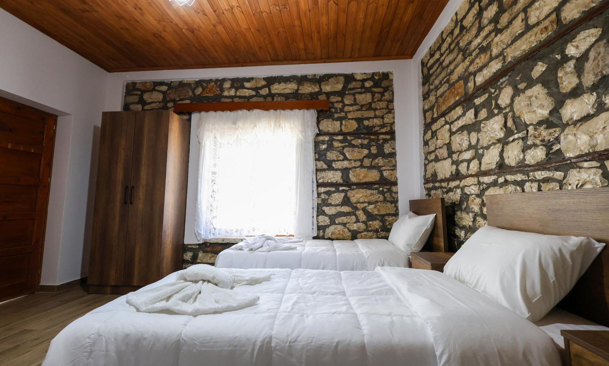 Villa Shpiragu Village Experience Berat Exterior photo